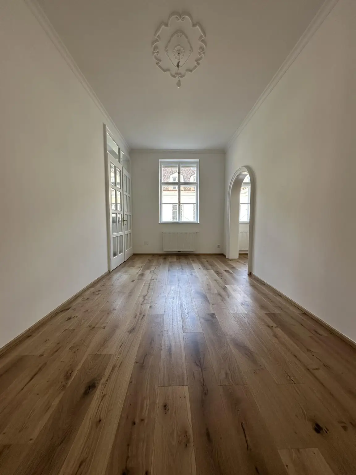 4 ZIM.WHG MIT BLICK IN RUHIGEN INNENHOF/LIFT/TIEFGARAGE
