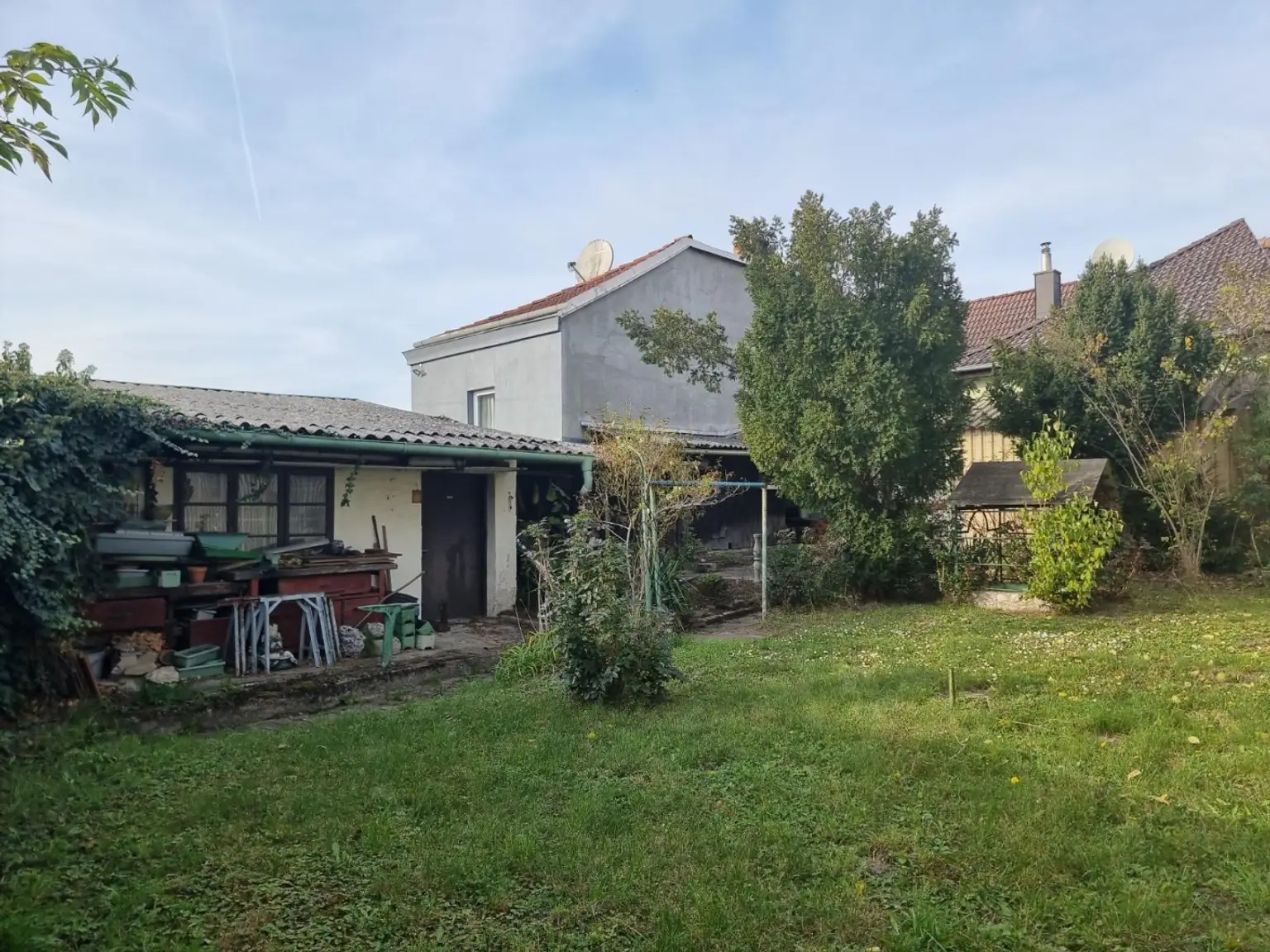 "Endstation Haus Desire"