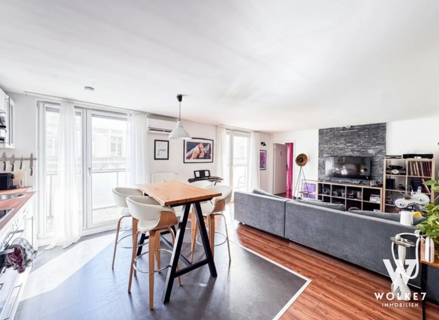Helle 3-Zimmer-Wohnung mit gr. Terrasse nahe Naschmarkt | Klima | 3 Gehminuten U4 Pilgramgasse