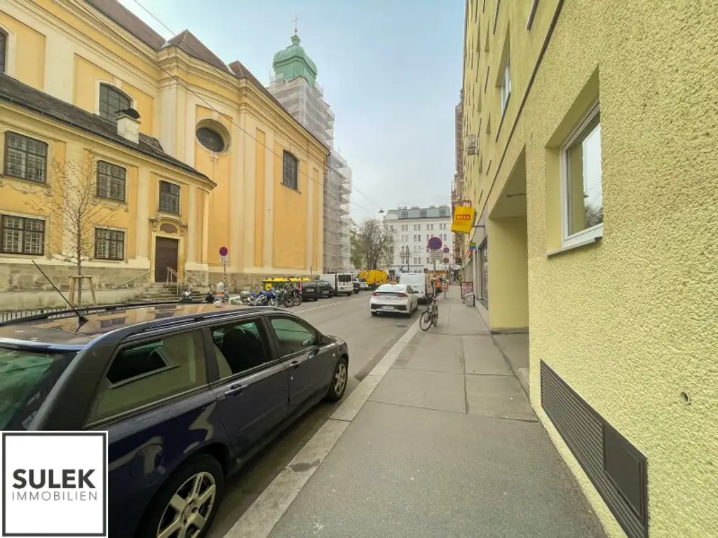 Ruhige, sanierte 3,5 Zimmer Wohnung mit Designer-Bad und Küche + Garage (optional!) in Mariahilf - beziehbar ab 01/26!