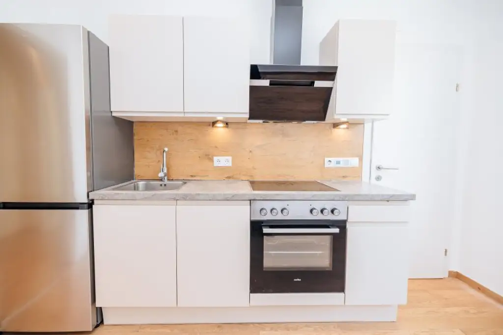 WOW I PROVISIONSFREI I RENOVIERT I BALKON I NÄHE LENDPLATZ I BADEWANNE I MODERNER SCHNITT I HAUSTIERE ERLAUBT I RUHIGE LAGE I PROJEKT WOHNEN