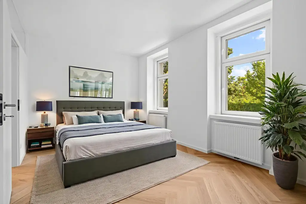 "Luxus trifft Lebensqualität (mit Garten und Terrasse)!"
