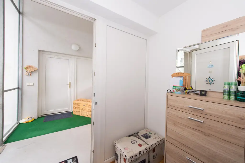 Eigentumswohnung mit vielen Vorzügen – Loggia-Balkon, moderner PV-Anlage & Smart-Home-System!