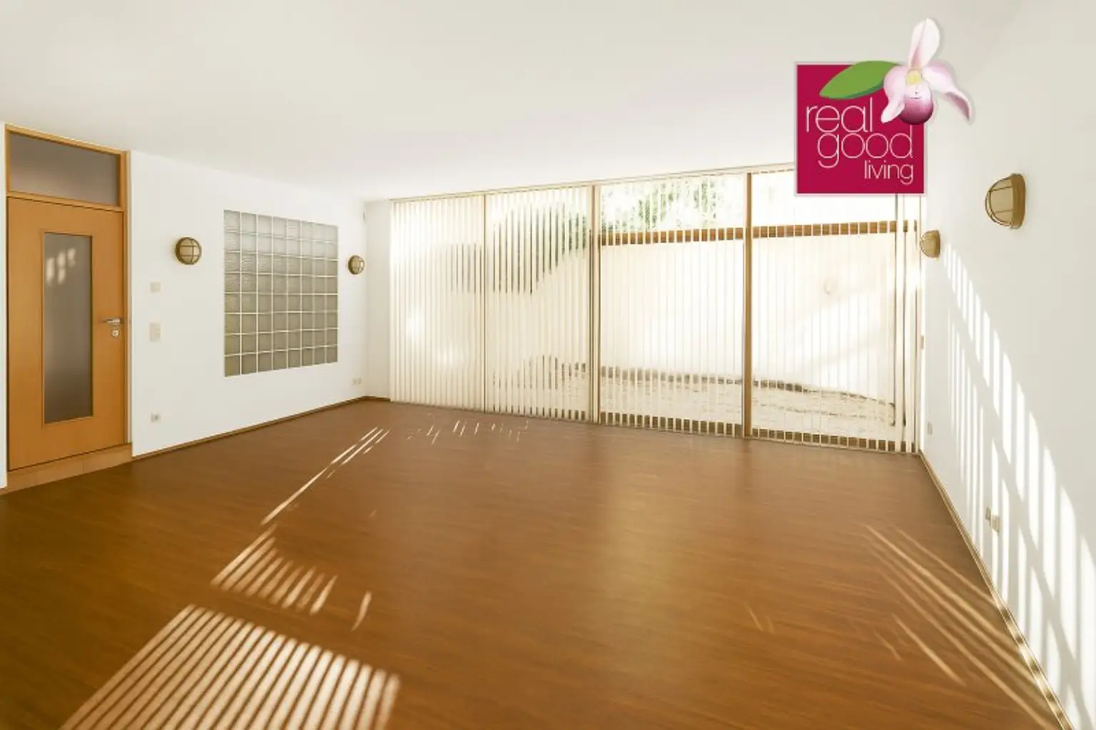 Exklusive Villa mit Pool, Terrassen, Wintergarten & Garage mit ca. 100 m² in Klosterneuburg-Weidling !!