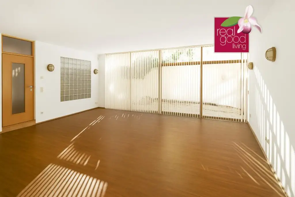 Exklusive Villa mit Pool, Terrassen, Wintergarten & Garage mit ca. 100 m² in Klosterneuburg-Weidling !!