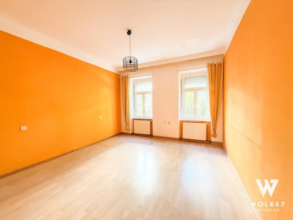 Sanierungsbedürftige Wohnung in Innenhoflage mit 3 Zimmern und 76 m²