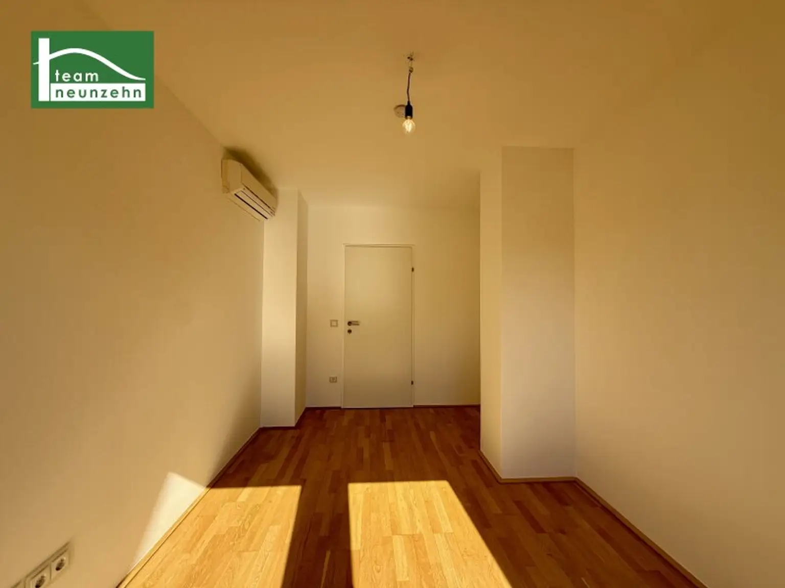 Exklusive Dachgeschoss-Residenz mit zwei Terrassen in begehrter Innenhofruhelage. - WOHNTRAUM