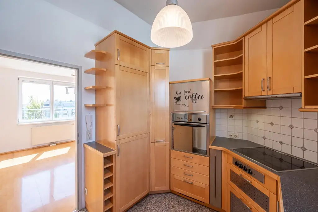 STUDENTEN AUFGEPASST - U3 VOR DER TÜR - MAISONETTE | TERRASSENWOHNUNG