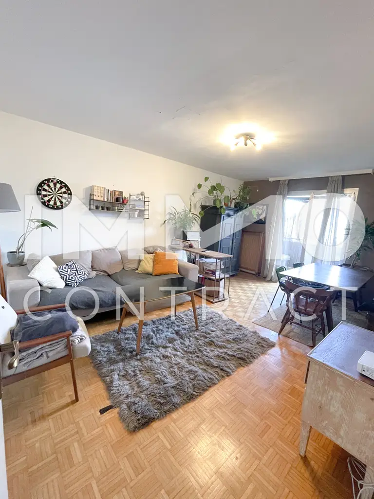 WARMMIETE! IDEALE WG ODER FAMILIENWOHNUNG  MIT LOGGIA! 4 ZIMMER + SEPARATE KÜCHE!