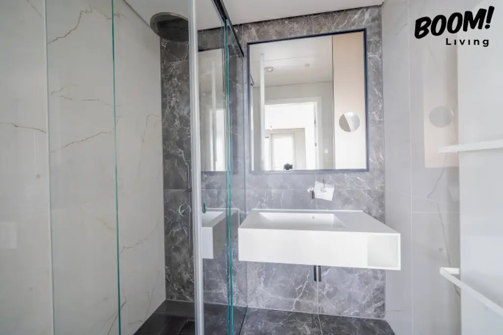 Danubeflats – Österreichs höchstes Wohnhochhaus mit atemberaubendem Ausblick, exklusivem Spa und urbanem Luxus direkt an der Neuen Donau