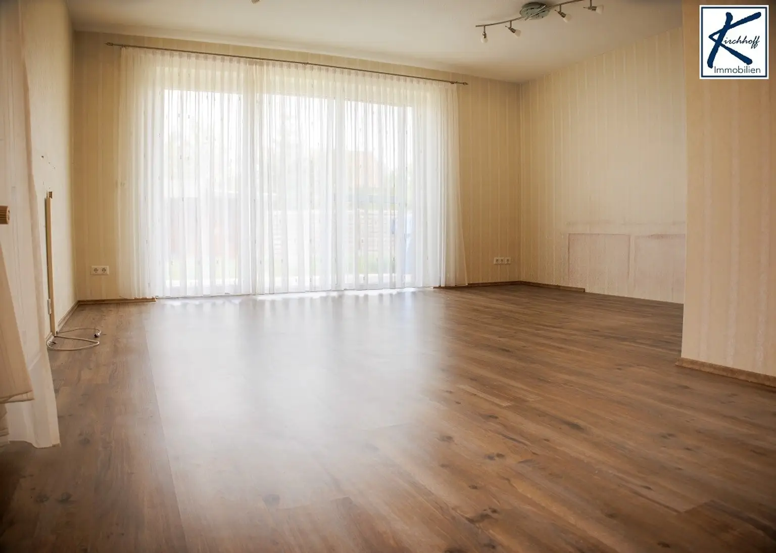 großes Wohnzimmer
