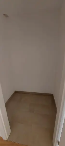 3-Zimmer-Wohnung mit 2 Balkonen und Tiefgaragenstellplatz (Top 8)