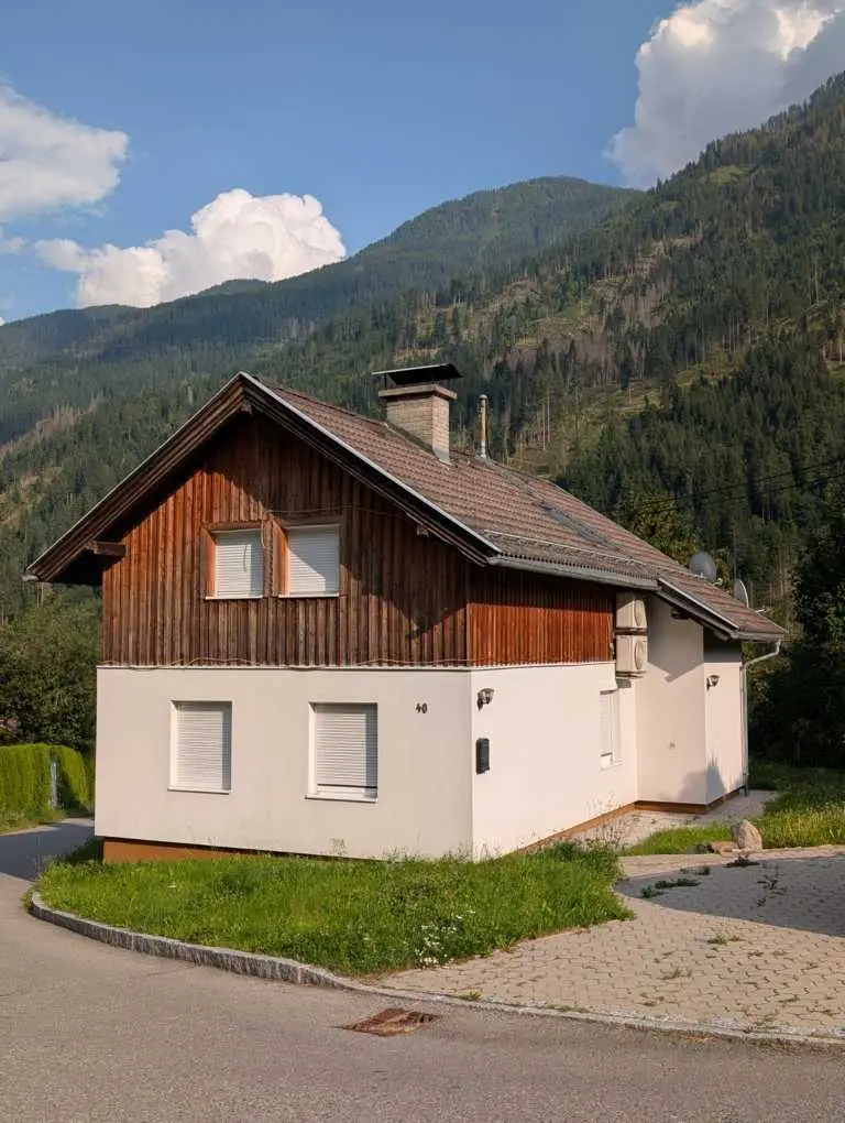 Saniertes Wohnhaus mit 2 Appartements nahe dem Mölltaler Gletscher