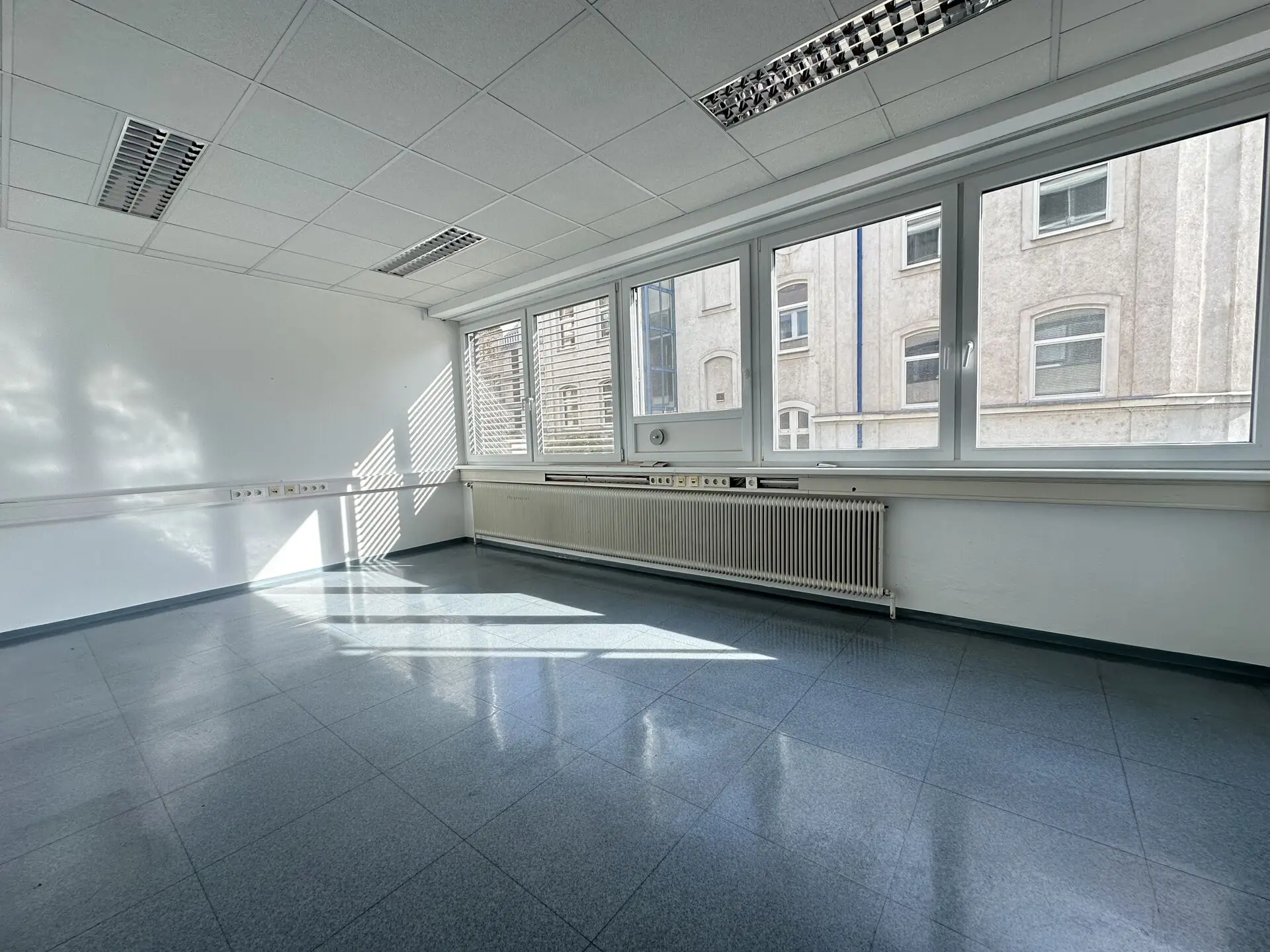 1120 Wien, Schönbrunnerstrasse 113 Büro