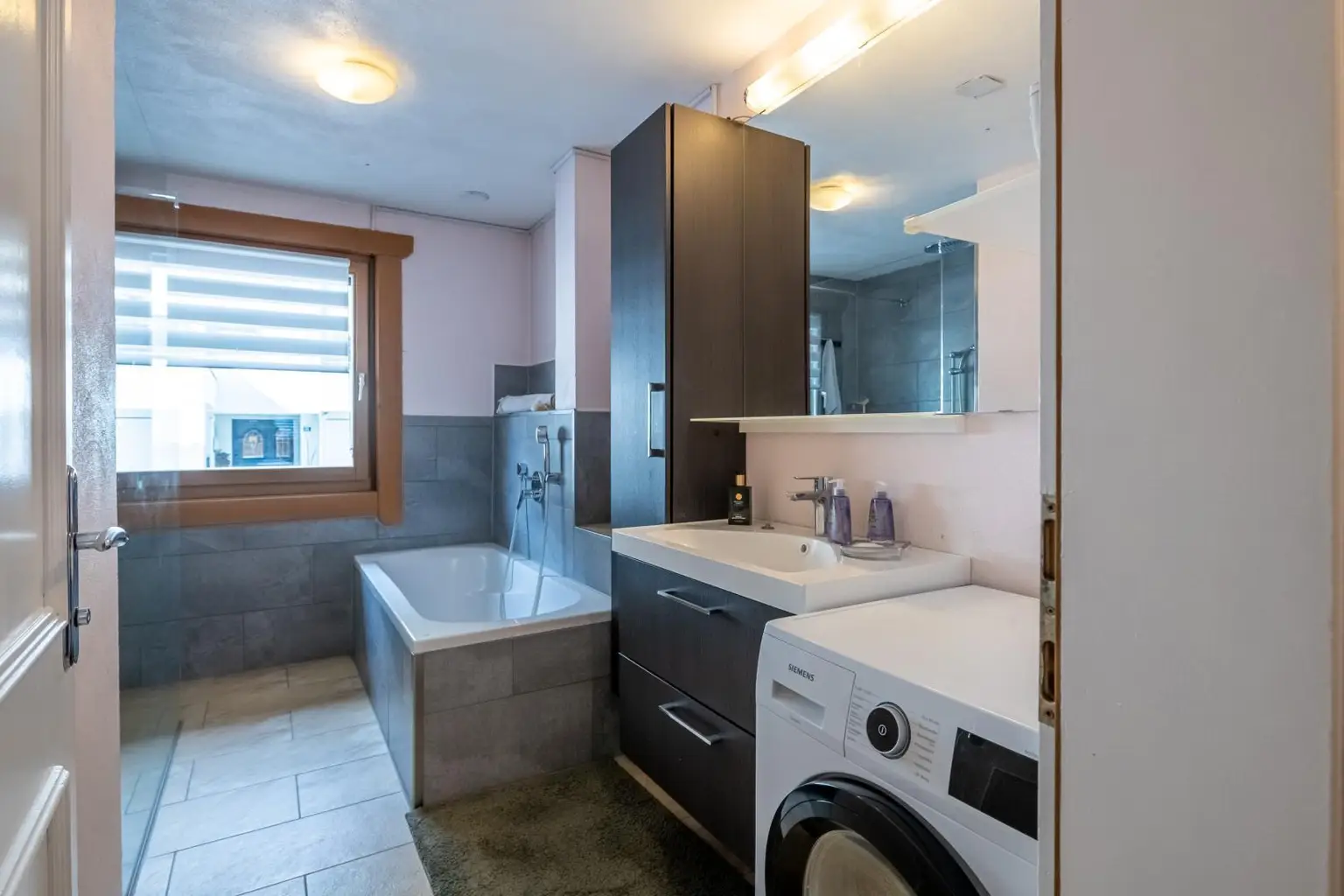 Badezimmer EG