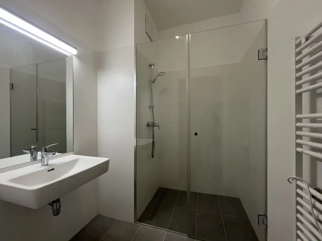 Wunderschöne 4 Zimmer Dachterrassenwohnung mit Garagenplatz in Top Lage