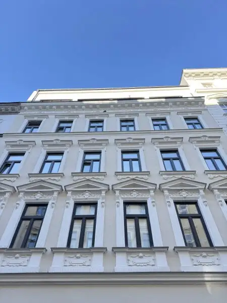 Exklusive 2-Zimmer-Terrassenwohnung im generalsanierten Altbau – Erstbezug mit hochwertiger Ausstattung in 1050 Wien