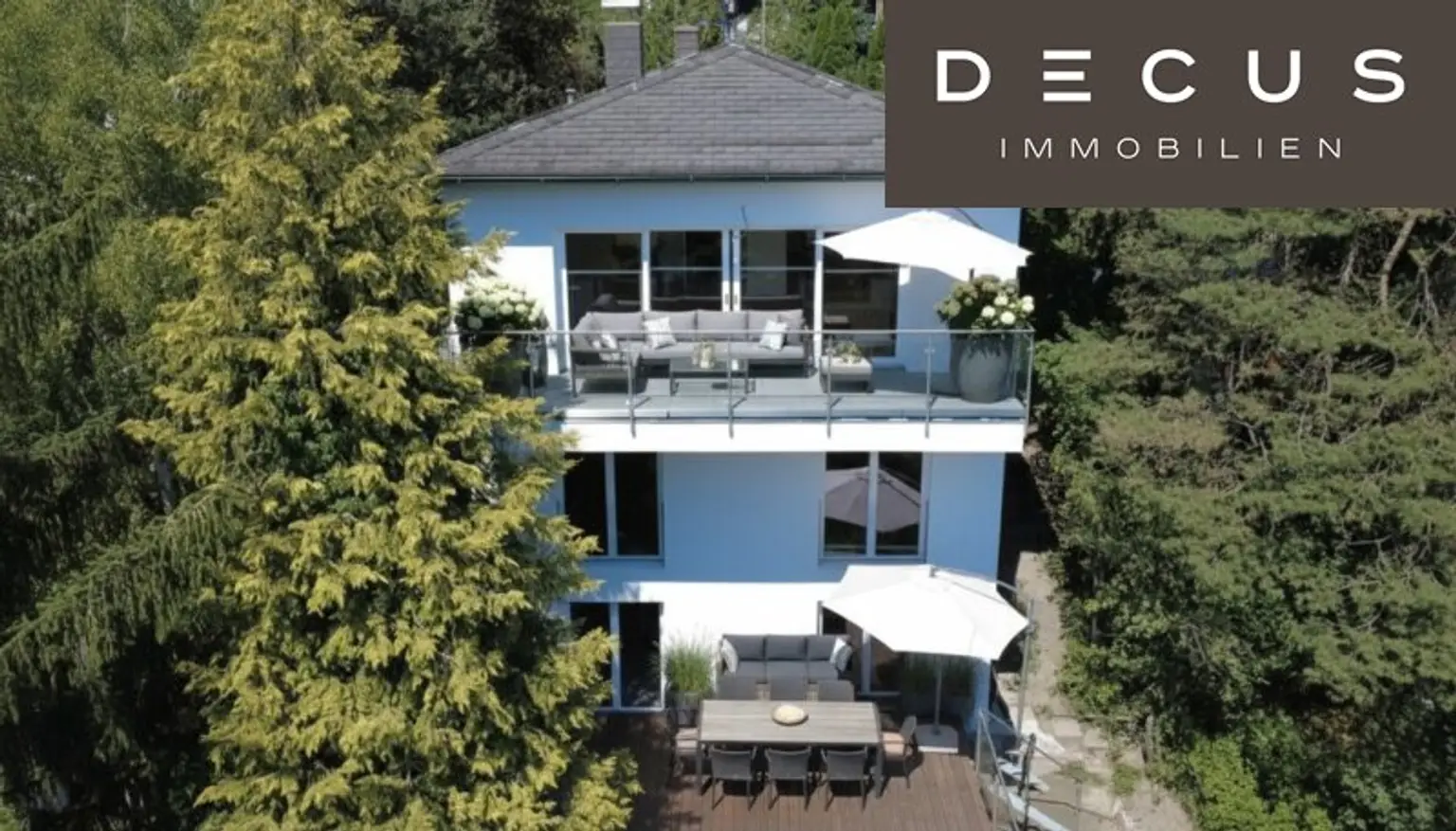 EINFAMILIENHAUS IM GRÜNEN - WALDIDYLLE IN WIEN - TERRASSEN GARTEN STELLPLATZ