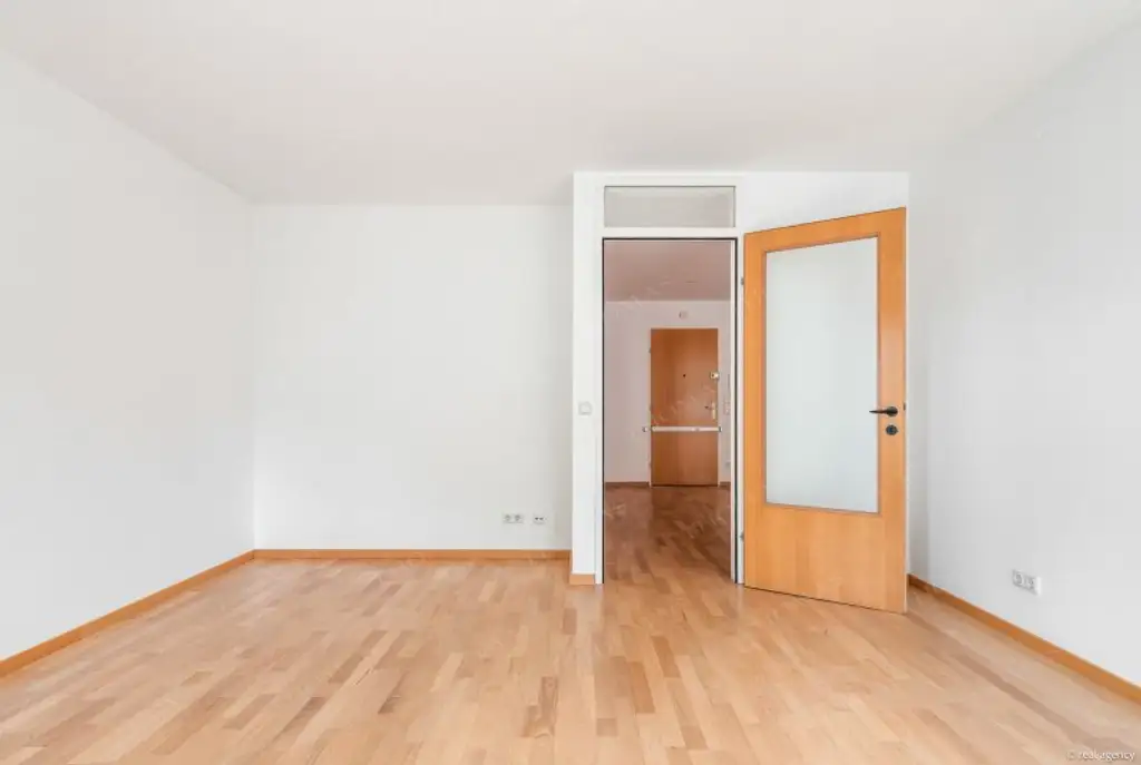 Lichtdurchflutete Maisonette mit Dachterrasse direkt am Währinger Park