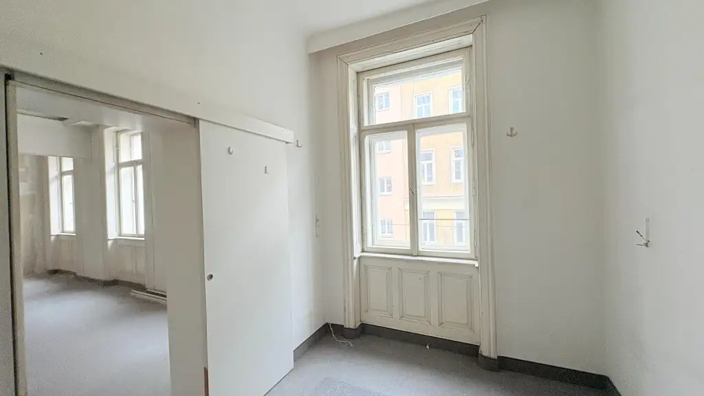 Chance nähe Servitenviertel / Clusiusgasse, sanierungsbedürftig, ca.70 m²