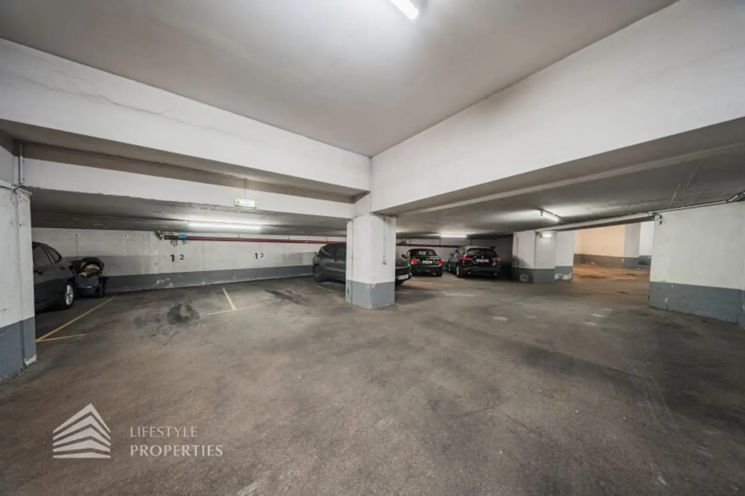 Schöne 4 - Zimmer Wohnung in bester Lage