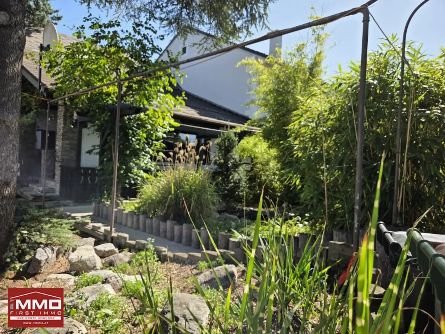 IDYLLISCHES FAMILIENNEST MIT GESTALTUNGSPOTENTIAL IN ESSLING