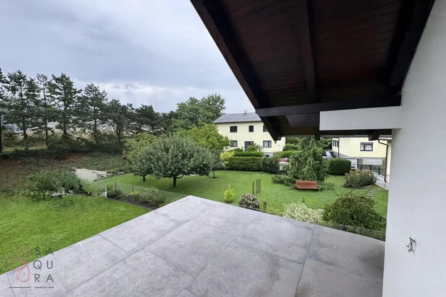 Modernes Familienhaus mit Potential in Wr. Neudorf