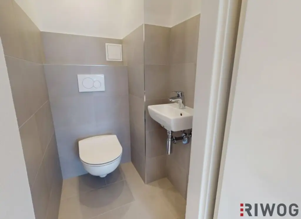 ERSTBEZUG nach Sanierung I 2 Zimmer Wohnung mit Loggia I Tischler Einbauküche inkl. Siemensgeräte I Alte Donau I Donauzentrum