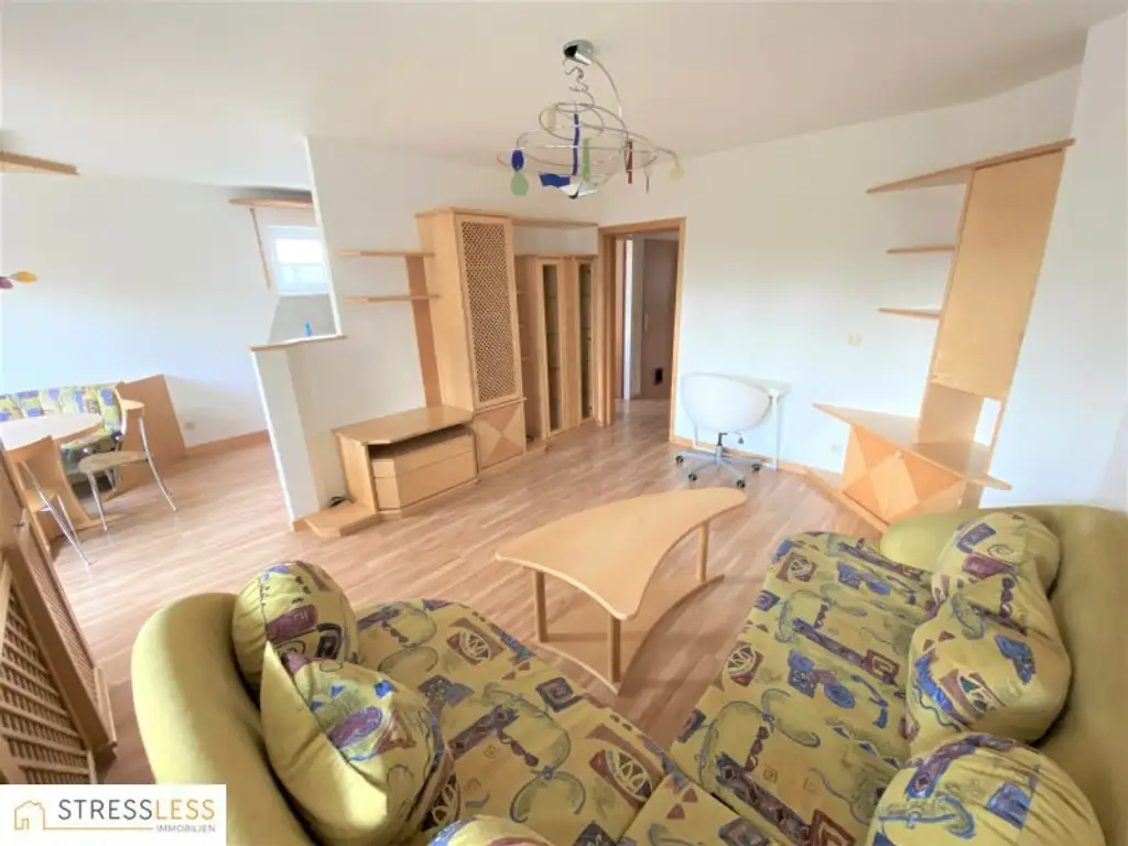 Top gepflegte 3 Zimmer-Wohnung mit Loggia in absoluter Grünruhelage