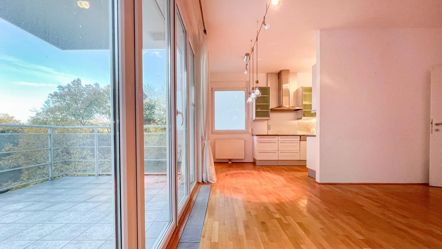 Exklusive 3-Zimmer-Wohnung mit großer Terrasse und Grünblick