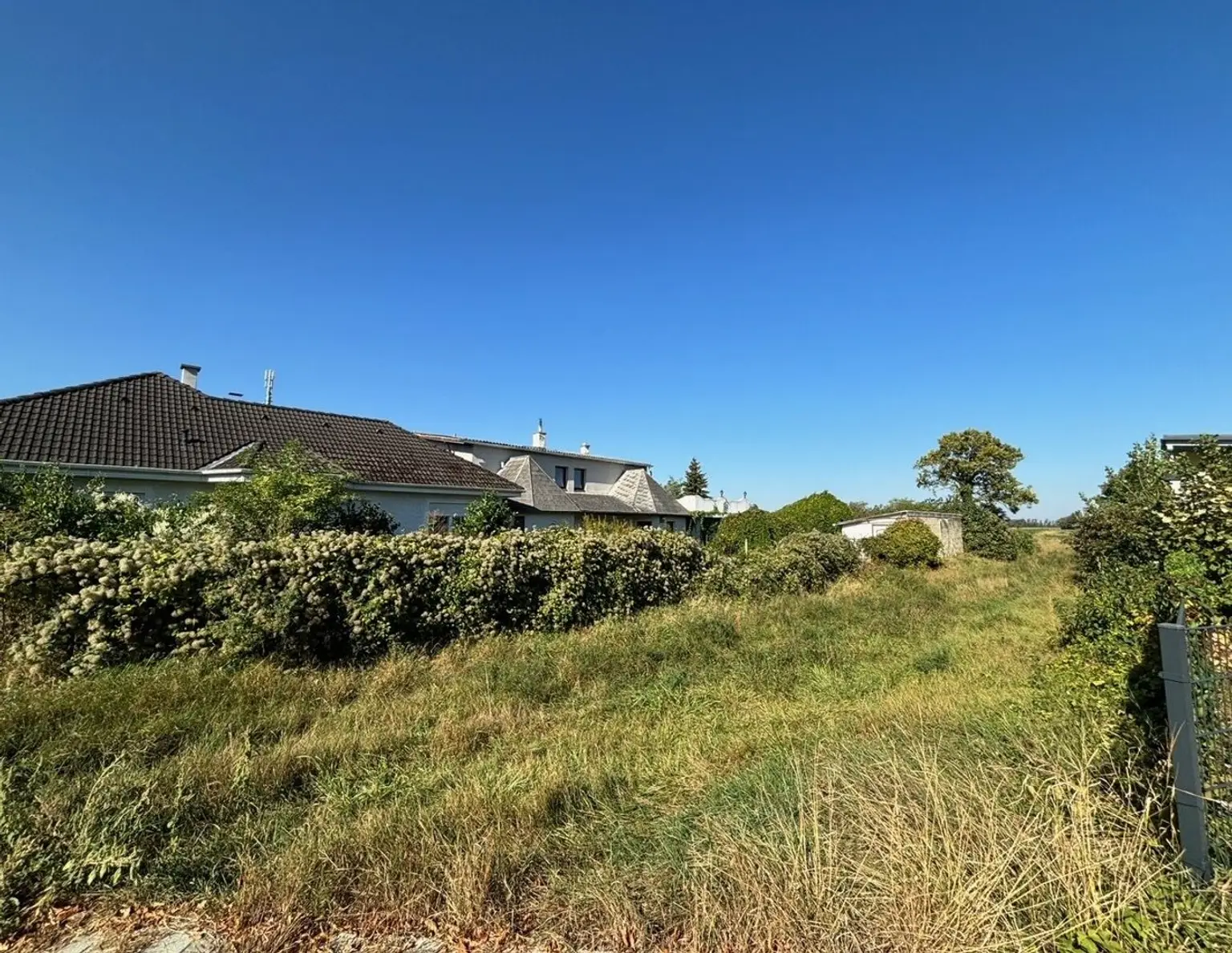 Großzügiger Baugrund teilbar in bis zu 6 Bauplätze - Nähe Ebreichsdorf