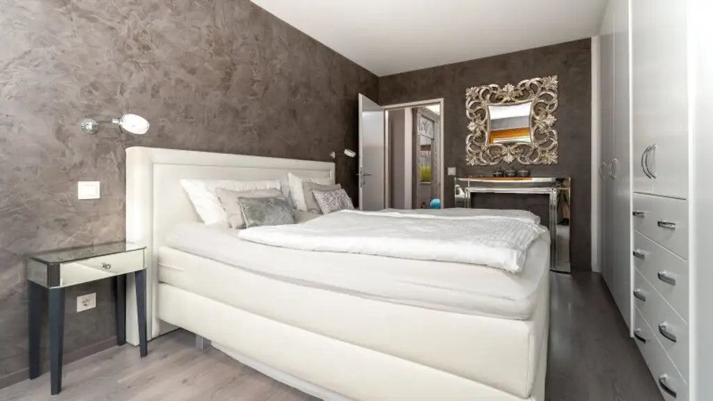 Wohnträume verwirklichen ! *Exklusive Maisonette-Wohnung mit Garten*