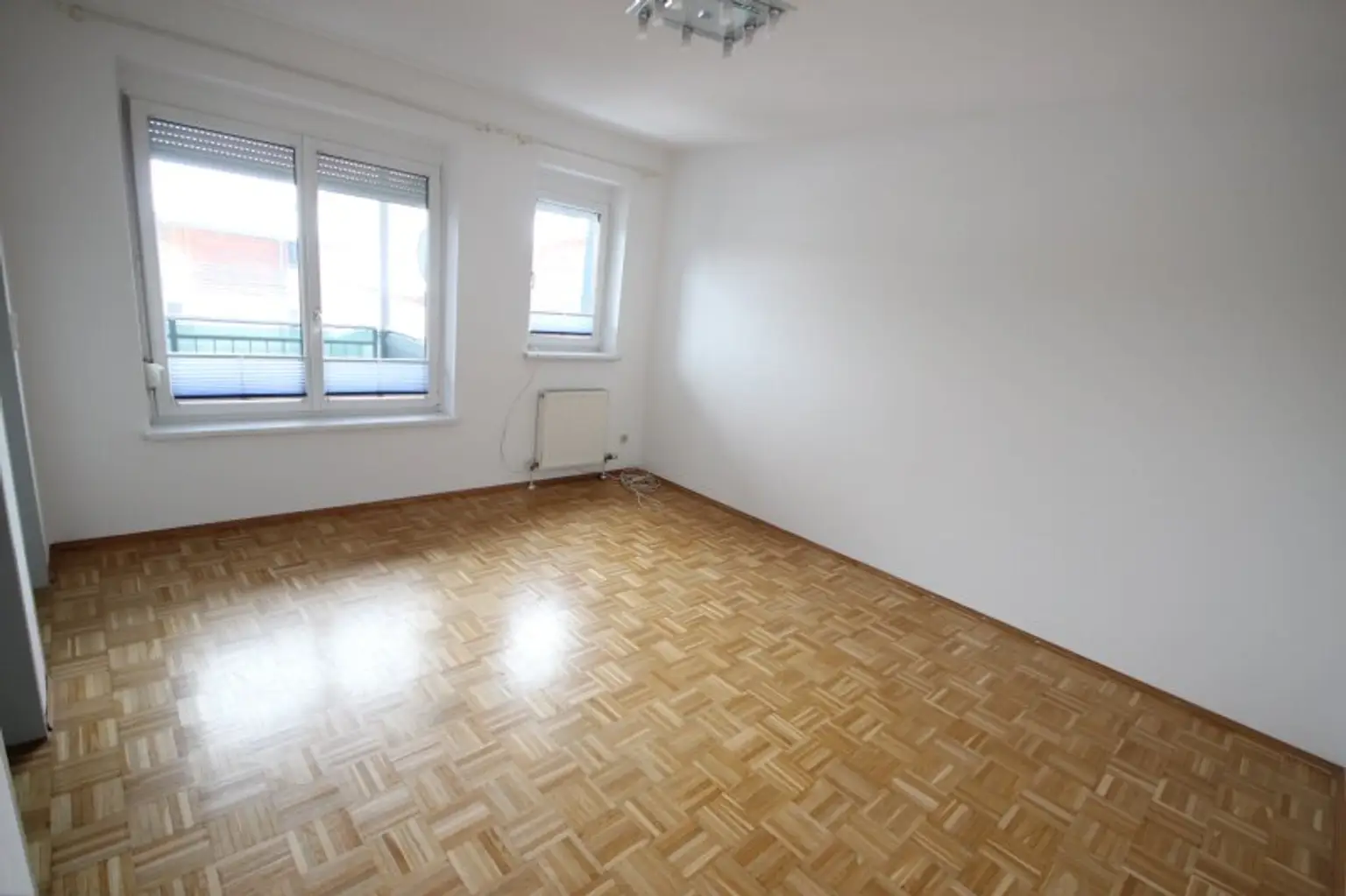 Schöne 2 Zimmer Wohnung 55m² plus Balkon und Parkplatz in Tessendorf