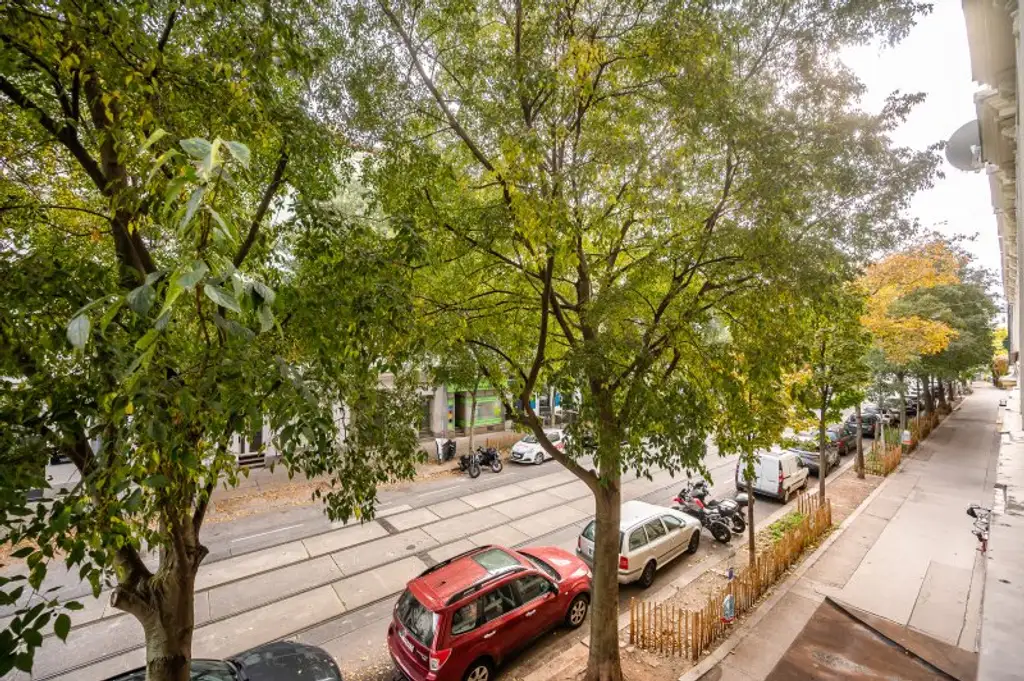 ++NEU++ sanierungsbedürftige 2-Zimmer-Wohnung in sehr guter Lage direkt am Augarten