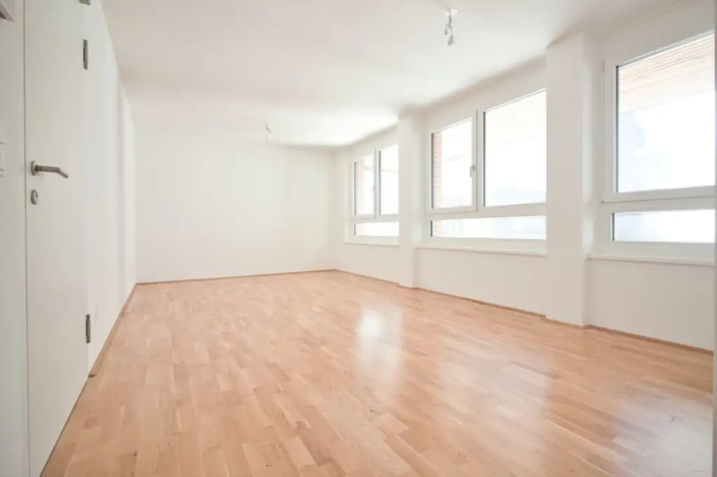 Wohnen trifft Arbeiten – 2,5-Zimmer-Wohnung mit Balkon & angrenzendem Büro mit separatem Zugang