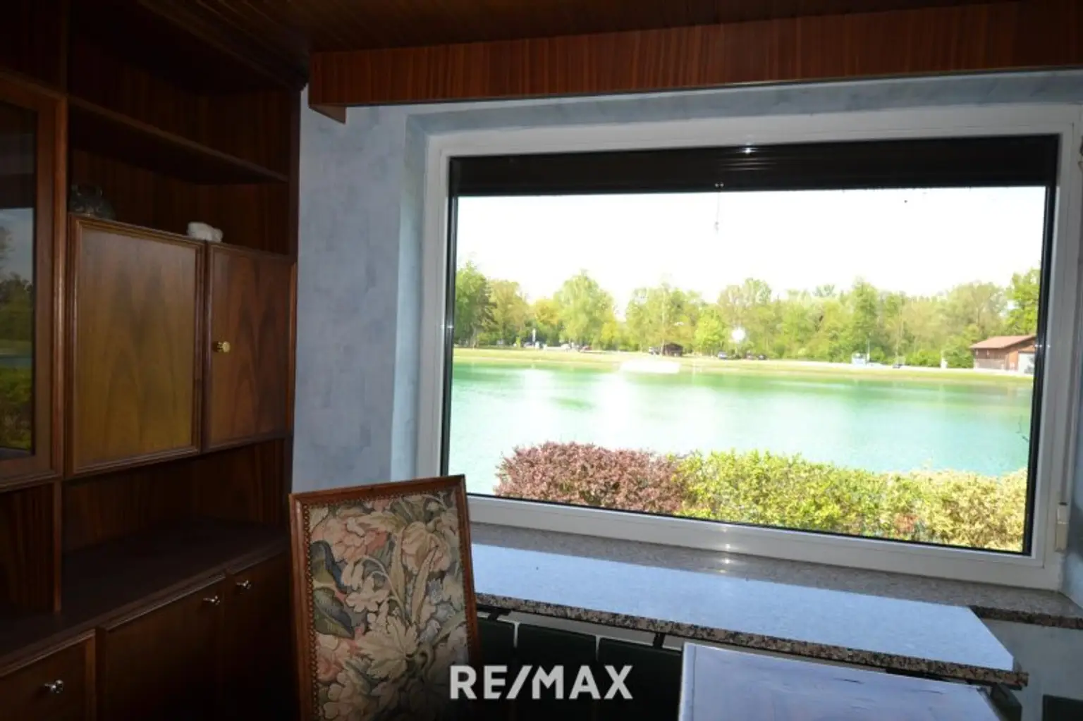 Blick aus dem Wohnzimmer EG