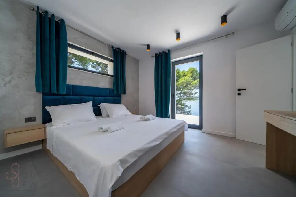 Steinvilla direkt am Meer – Exklusives Anwesen auf der Insel Brač