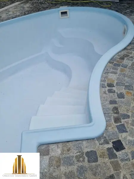Ihr Traumhaus mit Garten, überdachten Pool und Terrasse! Eleganter Bungalow in Tribuswinkel!
