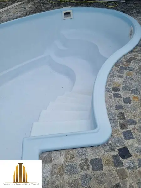 Ihr Traumhaus mit Garten, überdachten Pool und Terrasse! Eleganter Bungalow in Tribuswinkel!