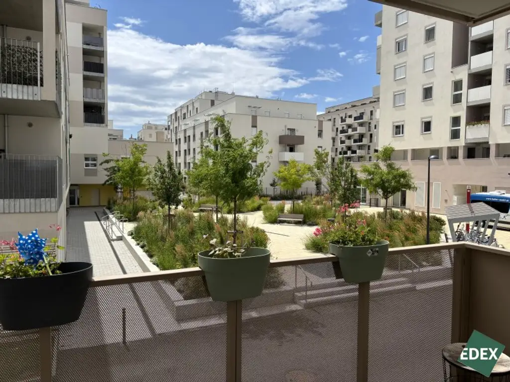 Ab sofort: Moderne 2-Zimmer-Wohnung mit Balkon nahe U1 Rennbahnweg