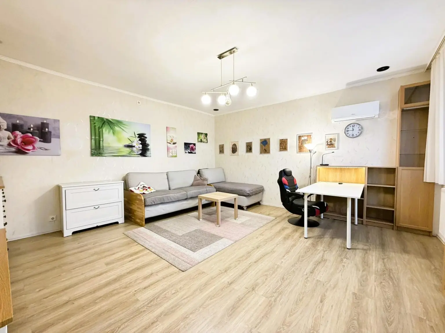 10 Wohnzimmer
