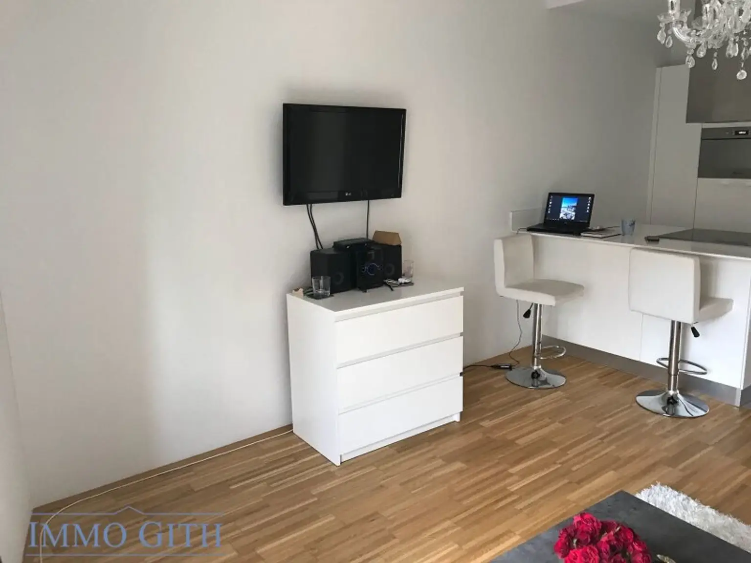 MODERNE & HELLE CA. 45 m² GROSSE 2-ZIMMER-WOHNUNG MIT LIFT, KELLERABTEIL IN DER RÖMERGASSE (1160 WIEN) ZU MIETEN!