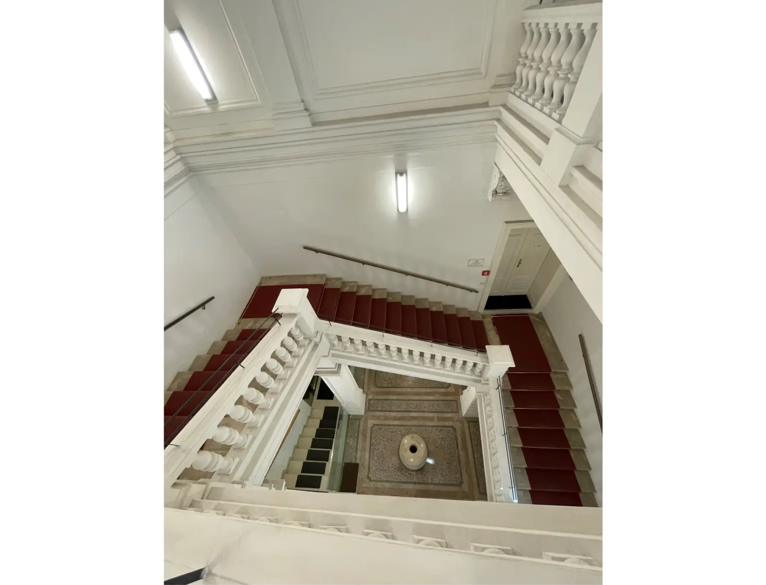 Büro / Ordination / Kanzlei beim Schwarzenbergplatz - 661 m²