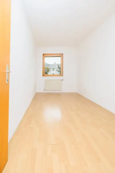 HELLE WOHNUNG MIT TG I BALKON I FAMILIENFREUNDLICH I GEPFLEGT I BADEWANNE I LICHTDURCHFLUTET I  ZENTRAL I PROJEKT WOHNEN