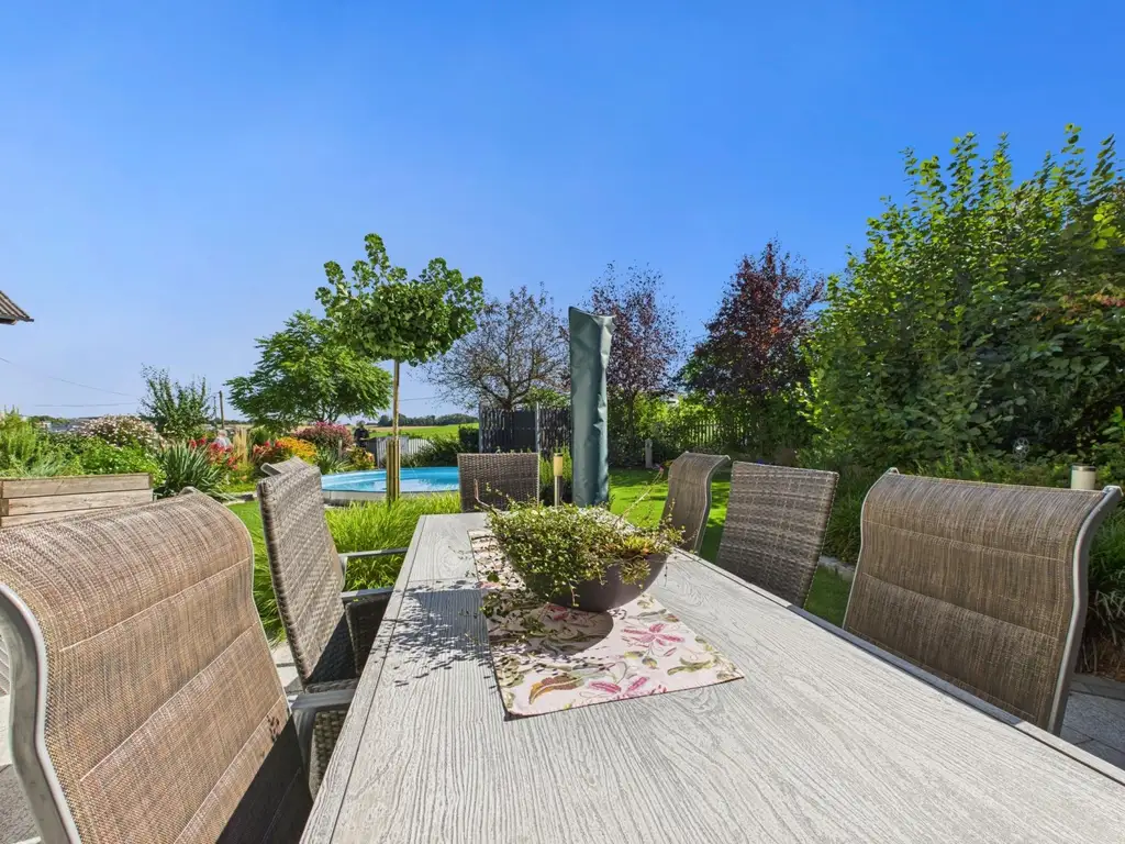 NIEDERNEUKIRCHEN: Sehr gepflegtes und perfekt aufgeteiltes EINFAMILIENHAUS mit ca.151 m² Wohnfläche, Grundstück ca. 796 m²