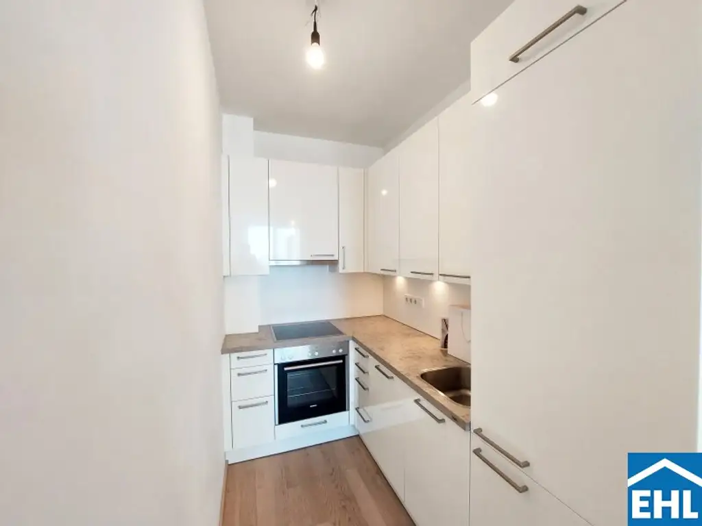 Traumhafte 2 Zimmerwohnung mit Balkon im 12. Stock im MySky-Tower