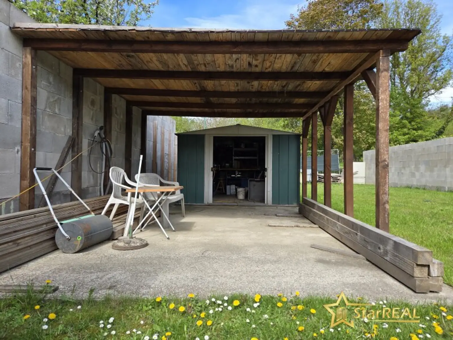 Ihr Traum vom Eigenheim – gestalten Sie selbst! Bungalow-Rohbau mit 485 m² Eigengrund, 2 Terrassen & Carport.