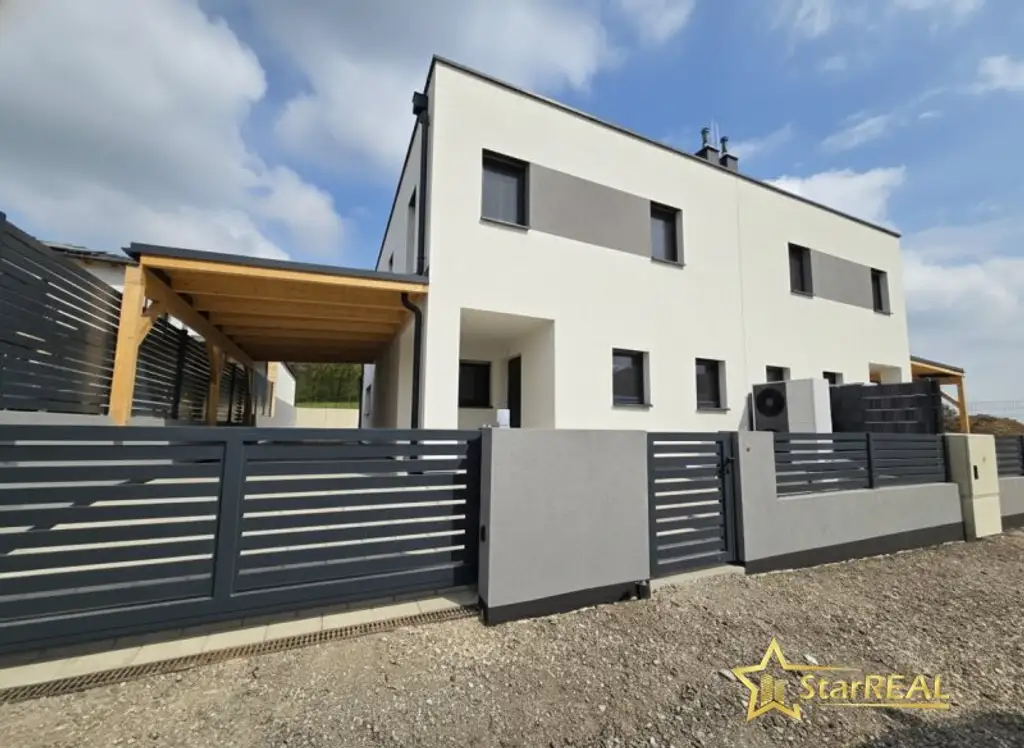 2 HÄUSER VERFÜGBAR! EXKLUSIVES DOPPELHAUSPROJEKT. 5 ZIMMER. ZIEGELHAUS MIT KELLER, BALKON, TERRASSE, CARPORT.