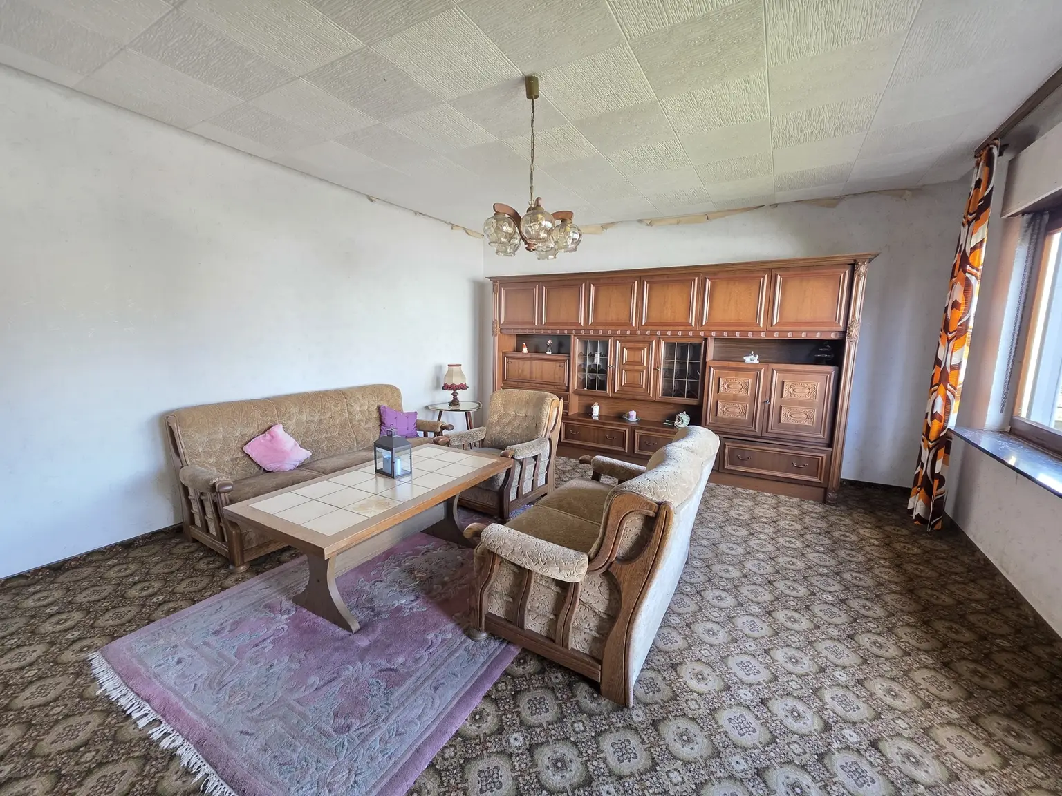 Charmantes Zuhause mit Geschichte und großem Gartenparadies...!