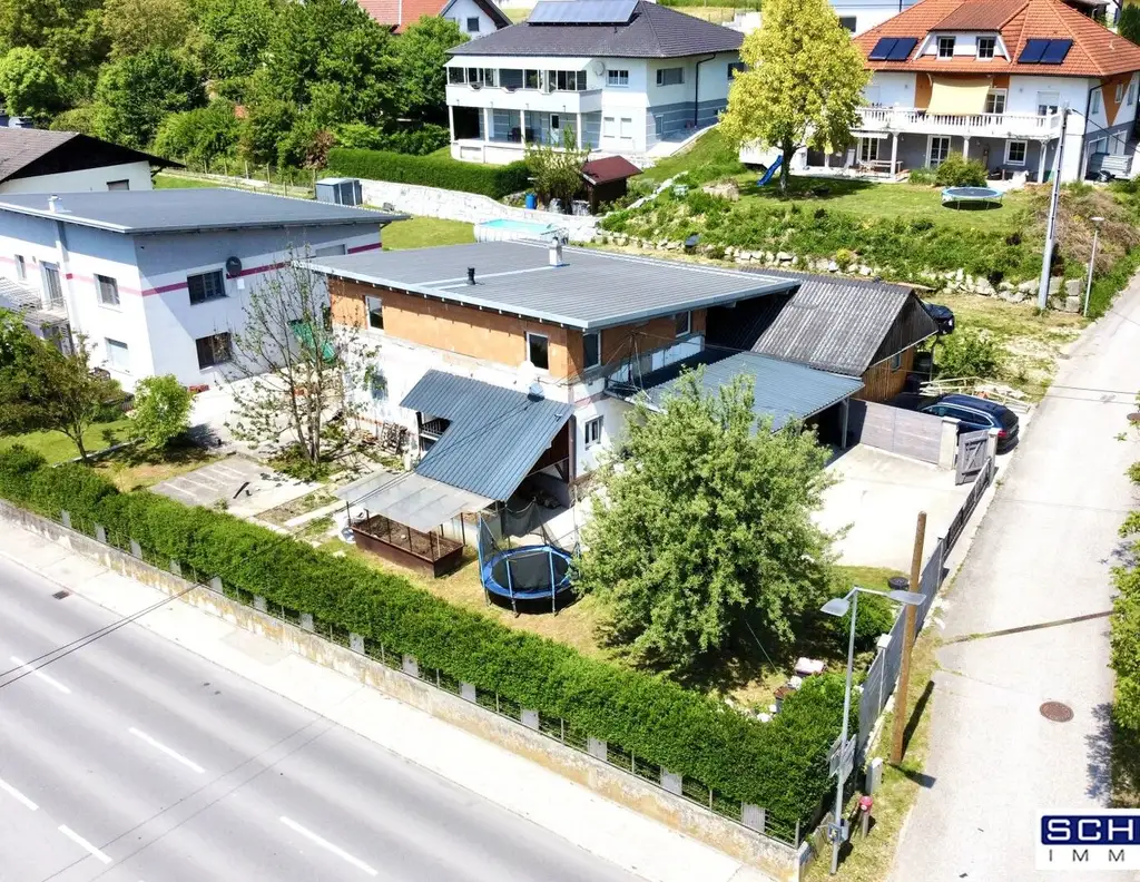 Grundstück mit Altbestand in Schlüßlberg